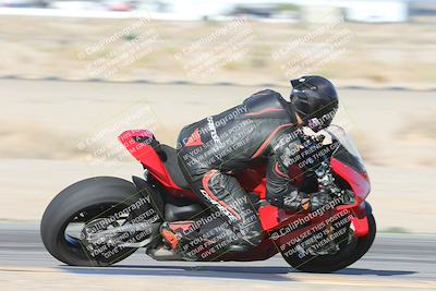 media/Oct-26-2025-Race Pace (Sun) [[c1447ca738]]/Verified/1-Turn 9 Inside (930am)/